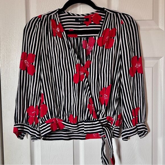 Madewell Wrap Top in Candied Orchids - Picture 5 of 6